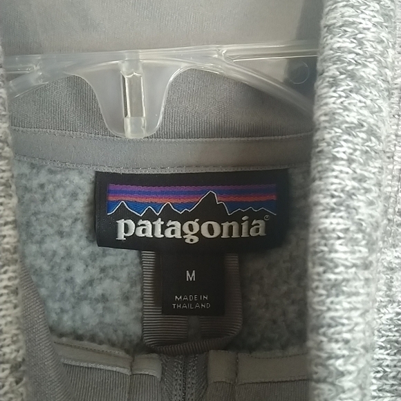 Patagonia women's better sweater 1/2 zip grey embroidery sz M - Picture 6 of 7